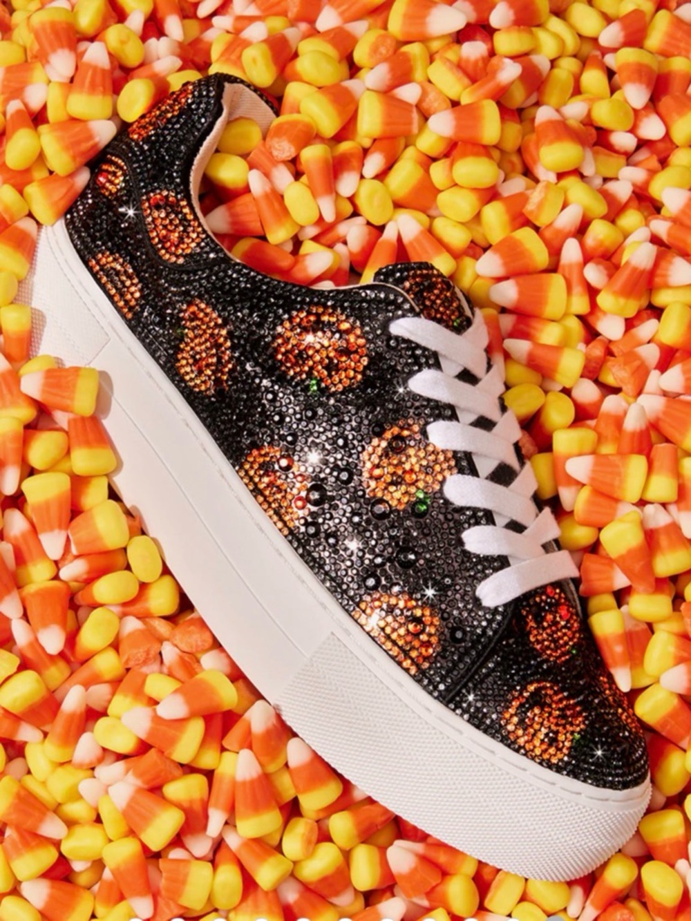 NIB Betsey Johnson Sidny Pumpkin Sneakers - Picture 2 of 12